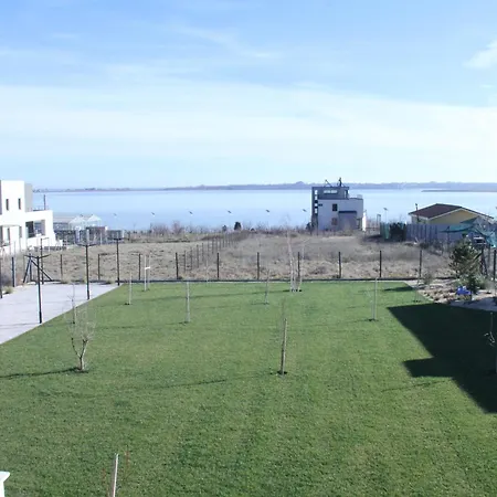 招待所 Pensiunea Livada