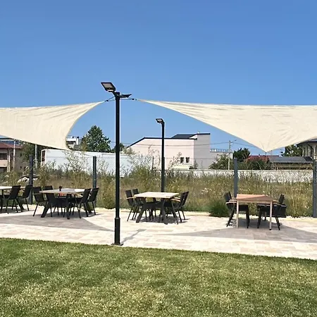 Pensiunea Livada 3* 泰基尔吉奥尔